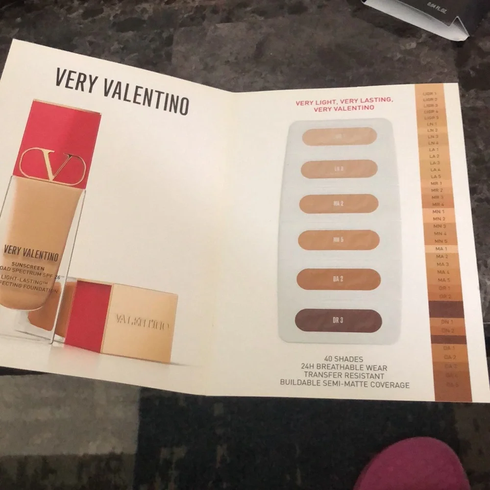 Valentino beauty set - Picture 12 of 14